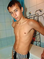 Sexy boy wanks off in the shower